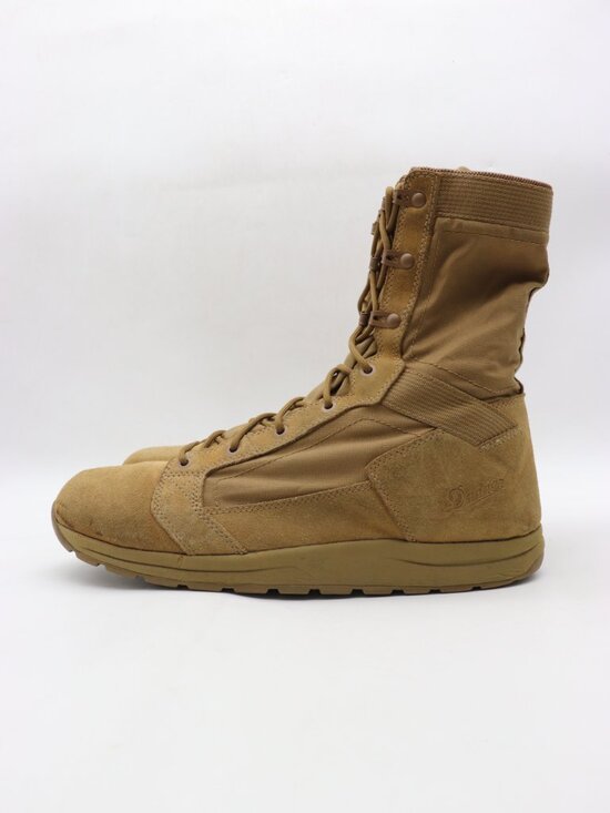 Danner Tanicus 8\
